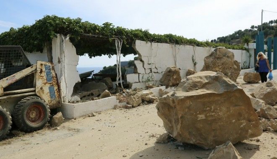 Σεισμός στη Λέσβο: Αγωνία των κατοίκων για την επόμενη μέρα