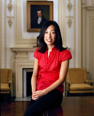 H ΔΡ Κιμ στον Hellas FM