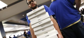 Πόσο κοστίζουν iPhone και iPad σε 54 χώρες -Σε ποιες είναι πανάκριβα και σε ποιες φθηνότερα  Πηγή: Πόσο κοστίζουν iPhone και iPad σε 54 χώρες -Σε ποιες είναι πανάκριβα και σε ποιες φθηνότερα