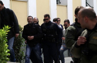 Στον ανακριτή ο 42χρονος χρυσαυγίτης για τον ξυλοδαρμό του φοιτητή