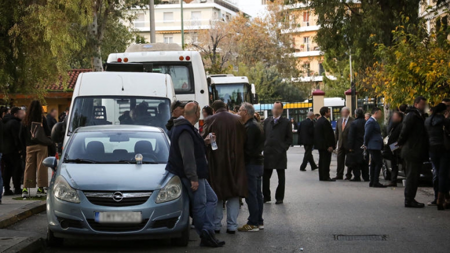 Οκτώ προφυλακίσεις για το κύκλωμα λαθρεμπορίας χρυσού