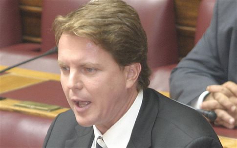 Συνελήφθη ο Νίκος Γεωργιάδης, το δεξί χέρι του Μητσοτάκη, για παιδεραστία