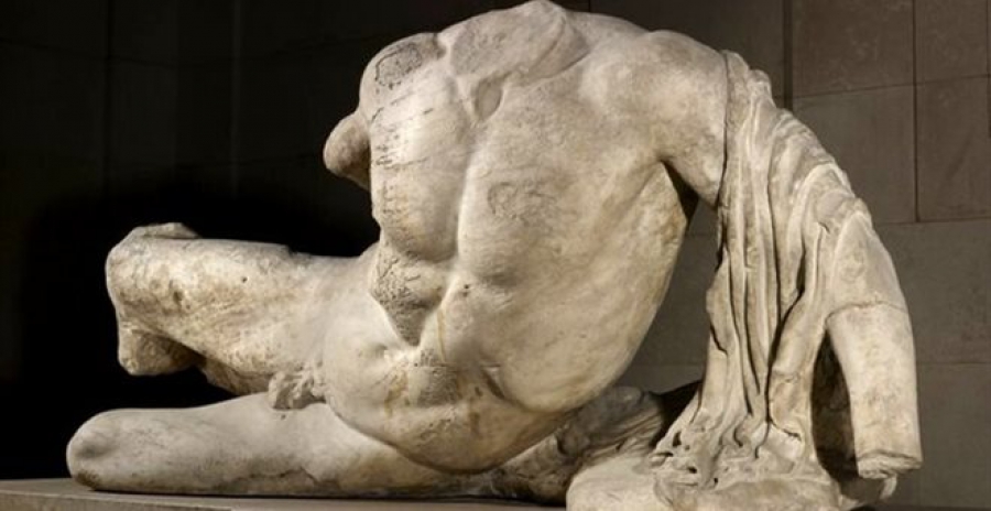 Ρόμπερτσον: Ο δανεισμός του θεού Ιλισσού «καταστρέφει» βρετανικά επιχειρήματα