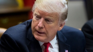 Ξεκινά η έρευνα για καθαίρεση εις βάρος του Τραμπ