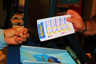 Σε ρυθμούς «Τζόκερ» η Ελλάδα