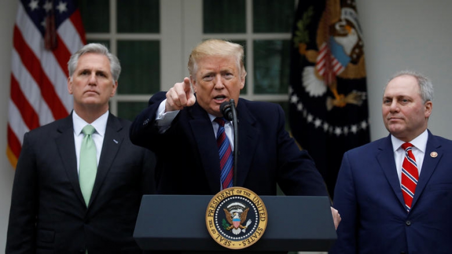 Τραμπ: "Είμαι έτοιμος για ένα shutdown για μήνες ή και χρόνια"