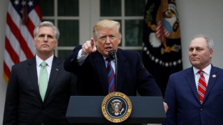 Τραμπ: "Είμαι έτοιμος για ένα shutdown για μήνες ή και χρόνια"