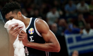 Πικρή νίκη και αποκλεισμός για την Εθνική