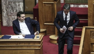 Δημοσκόπηση ΠΑ.ΜΑΚ: Μπροστά η ΝΔ, έξω Ποτάμι - ΑΝΕΛ, πιο δημοφιλής ο Λεβέντης