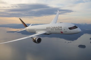 Επεκτείνεται η απευθείας σύνδεση Ελλάδας - Καναδά το καλοκαίρι