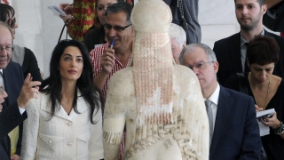 Πανηγυρίζει το Λονδίνο για υπαναχώρηση της Αθήνας στο θέμα των γλυπτών