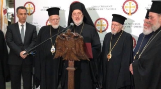 Ενθουσιασμός στην υποδοχή του Αρχιεπισκόπου Ελπιδοφόρου