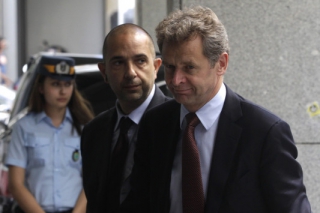 ΔΝΤ: Ας λέει ο Σόιμπλε! Με… τίποτα βιώσιμο το ελληνικό χρέος