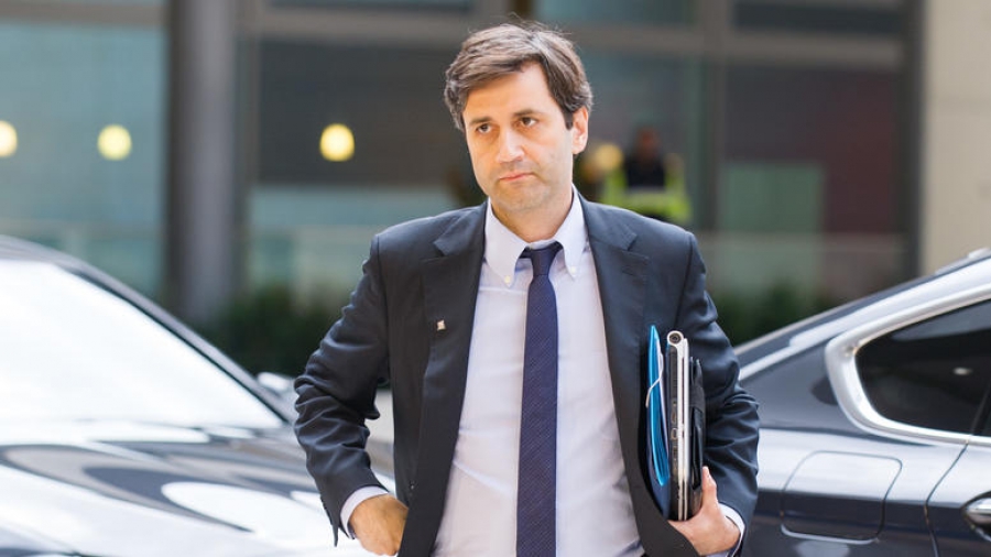 Προσαγωγές έξω από το σπίτι του Χουλιαράκη