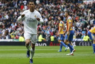 Μυθικό ποσό! Τινάζει τη... μπάνκα για Ρονάλντο η Παρί