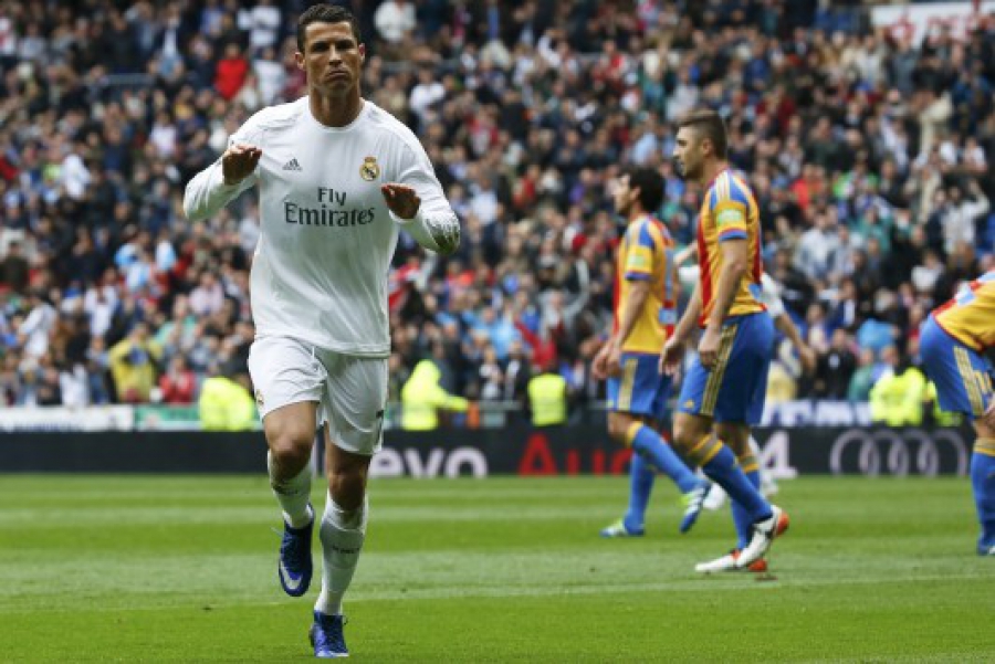 Μυθικό ποσό! Τινάζει τη... μπάνκα για Ρονάλντο η Παρί