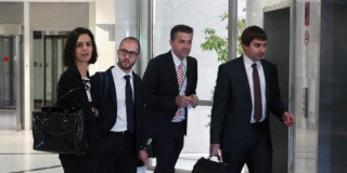 Σε τελειώνουν! Τι δεν καταλαβαίνεις;