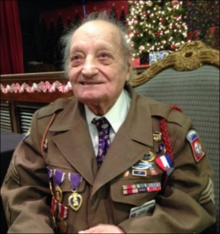 Τα εκατοστά γενέθλια του ομογενούς με τα 3 χρυσά μετάλλια ανδρείας