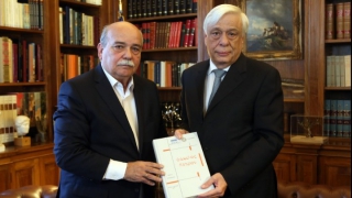 Πρ. Παυλόπουλος: Όνειδος όσοι ανέχονται την κυπριακή τραγωδία