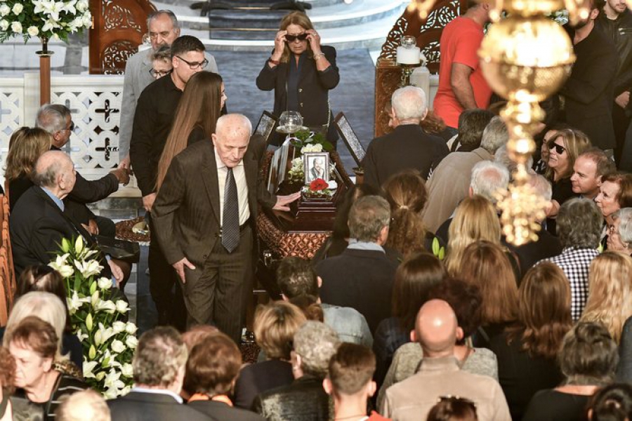 Κηδεύτηκε ο Γιαννης Σπανος