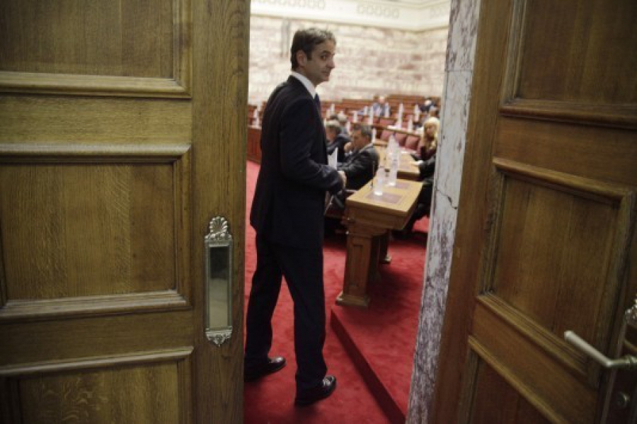 Άρθρο Μητσοτάκη στον Economist: "Καρφώνει" ΣΥΡΙΖΑ για capital controls και προαναγγέλει εξεταστική