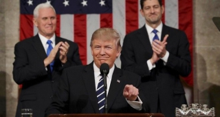 Τραμπ: Σύντομα το τείχος στα σύνορα με το Μεξικό