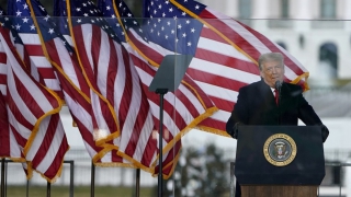 Ανένδοτος ο Τραμπ: Δεν θα παραδεχτούμε ποτέ την ήττα - Θα σταματήσουμε την κλοπή