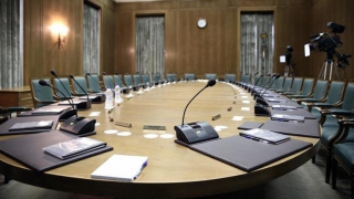 Τα 21 εξωκοινοβουλευτικά στελέχη της κυβέρνησης Μητσοτάκη