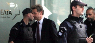 Oροι της Τρόικα αντίθετοι με τα ανθρώπινα δικαιώματα -Νομική γνωμοδότηση Γερμανού καθηγητή