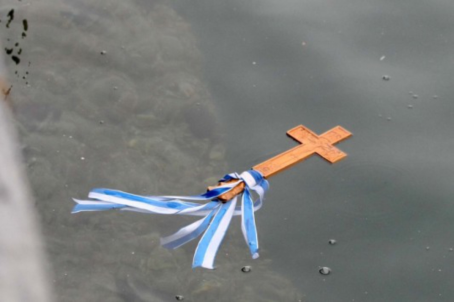 Η ΣΜΥΡΝΗ ΜΑΝΑ ΚΛΑΙΕΙ!  ΣΥΓΚΛΟΝΙΖΕΙ η ημέρα των ΘΕΟΦΑΝΕΙΩΝ στην ΣΜΥΡΝΗ μετά από 94 χρόνια! ΒΙΝΤΕΟ