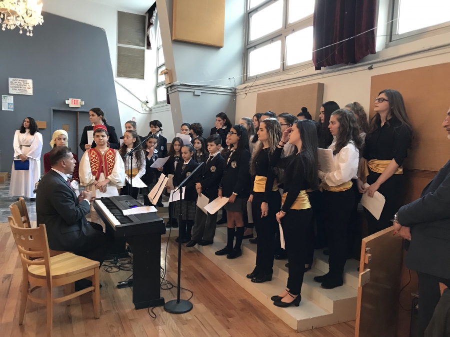 Η γιορτή του σχολείου του Αγίου Δημητρίου για την 25η Μαρτίου