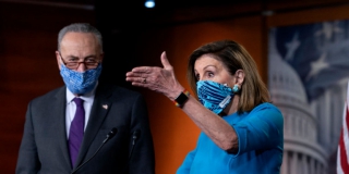 Η Νάνσι Πελόζι εκτιμά πως ο Μπάιντεν «δεν θα έχει πρόβλημα» στη μετάβαση της εξουσίας