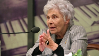 Εσπευσμένα στην Εντατική του "Υγεία" η Κική Δημουλά