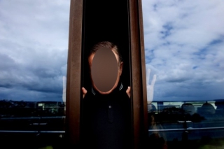 ΑΠΙΣΤΕΥΤΕΣ αποκαλύψεις για την ΑΥΤΟΚΤΟΝΙΑ πασίγνωστου πρωταγωνιστή: Σκούπισε το αίμα όταν έκοψε τις φλέβες του πριν κρεμαστεί