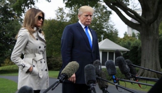 Τι τρέχει με την Μελάνια Τραμπ; Οργιάζουν οι θεωρίες συνωμοσίας ότι χρησιμοποιεί... σωσία