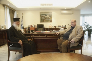 Ιερός πόλεμος Φίλη – Ιερώνυμου για Θρησκευτικά και Χούντα! "Αν θέλετε, ελάτε να με δείτε"