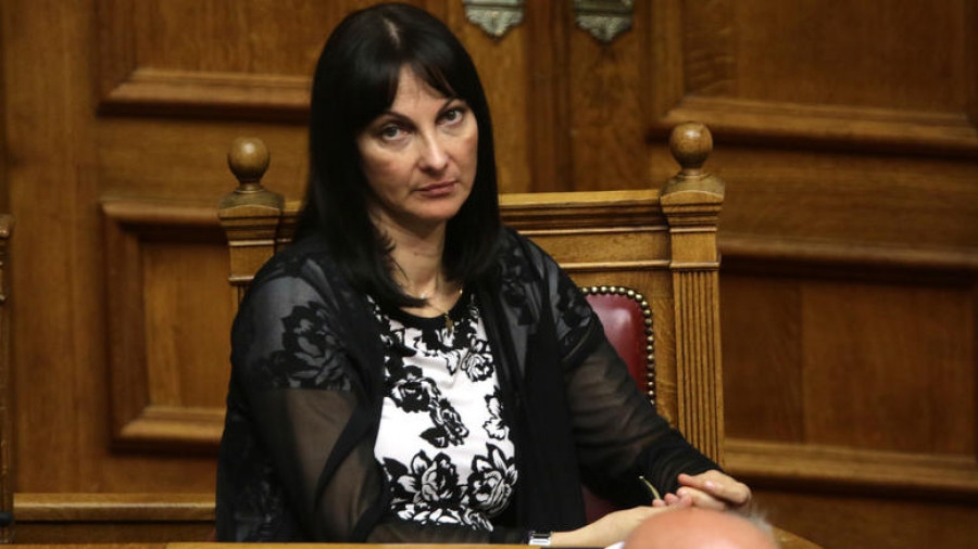 Παραιτήθηκε από το Υπουργείο Τουρισμού η Έλενα Κουντουρά