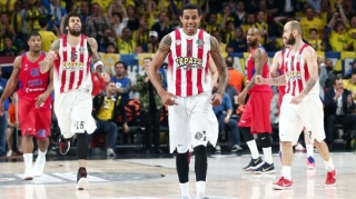 EKTAKTO! ΕΠΙΚΗ ΑΝΑΤΡΟΠΗ του ΟΛΥΜΠΙΑΚΟΥ! Θρίαμβος 82-78 και ΠΡΟΚΡΙΣΗ στον ΜΕΓΑΛΟ ΤΕΛΙΚΟ!