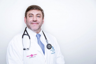 Ο Δρ. Γιώργος Λιακέας νίκησε τον κορωνοϊό