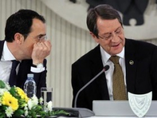 Κύκλος επαφών στις ΗΠΑ