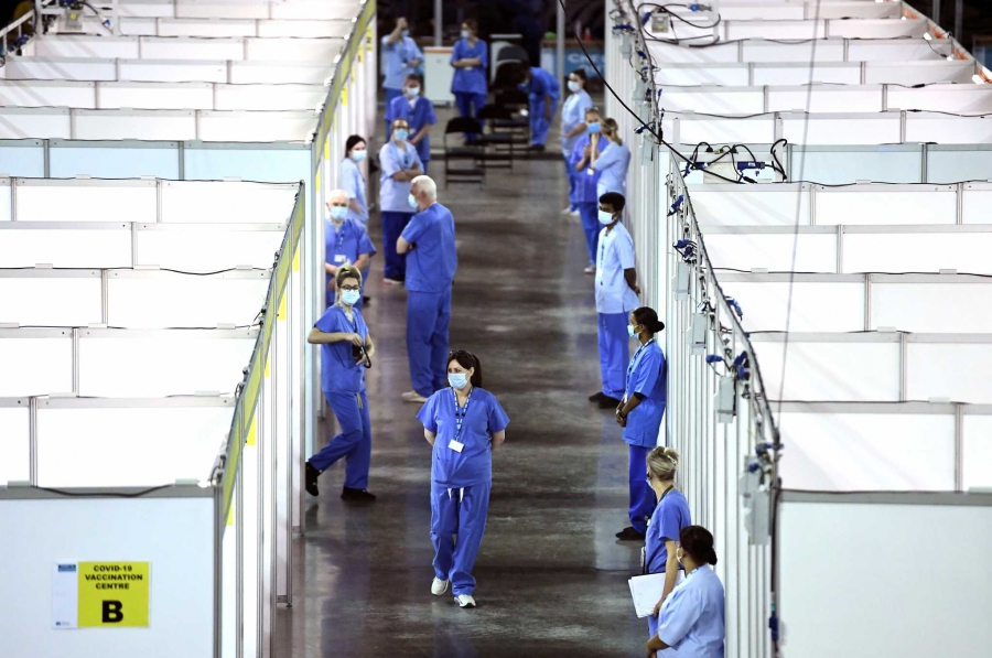 Τρίτη δόση εμβολίου Pfizer και Moderna 28 μέρες μετά τη δεύτερη – Για ποιους την συστήνει ο EMA