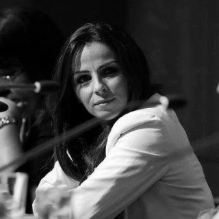 Kατερίνα Χριστοφίδου: Ένα κι ένα κάνουν...τρία