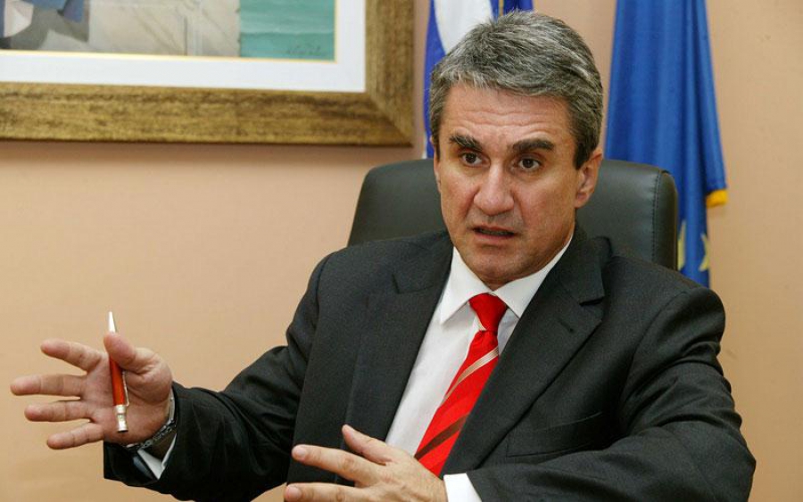 «Χομπίστες» αντί για εργαζόμενους ψάχνει η κυβέρνηση