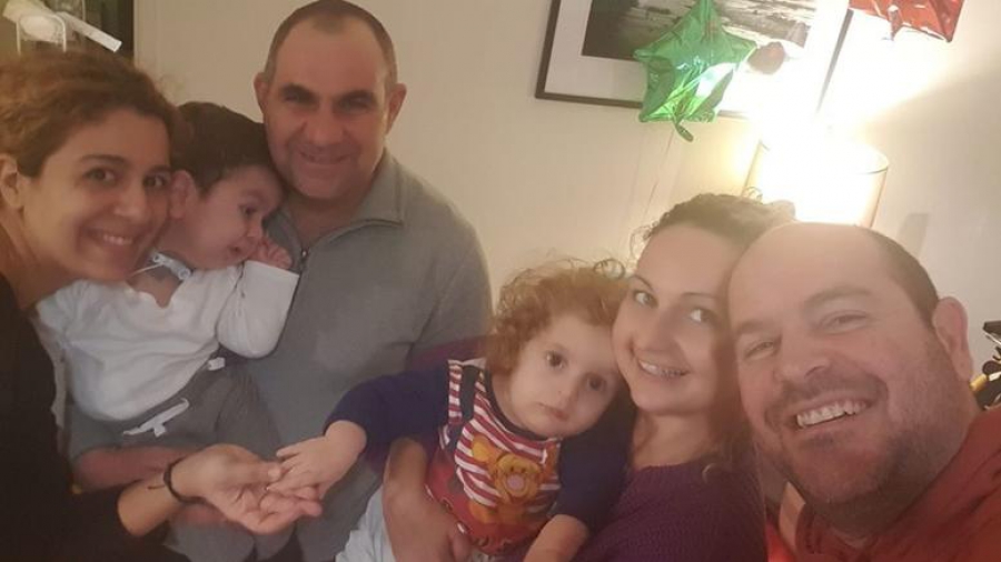 Συγκινητική συνάντηση Παναγιώτη Ραφαήλ και Αντώνη