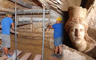 Αμφίπολη: Οι επτά γρίφοι του τύμβου Καστά και το κεφάλι της Σφίγγας