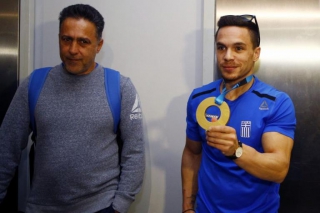 Λευτέρης Πετρούνιας: Επέστρεψε στην Ελλάδα ο «άρχοντας των κρίκων»! [pics]