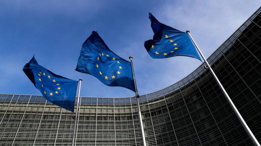 Καμπάνες από την Κομισιόν