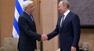 Ο Παυλόπουλος κάλεσε τον Πούτιν στην Ελλάδα