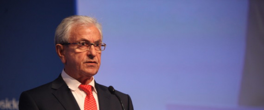 Βενιάμης: Συνδικαλιστές εμποδίζουν 50.000 προσλήψεις με μισθούς 1.800 ευρώ στα ελληνόκτητα πλοία