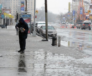 ΕΚΤΑΚΤΟ: Σήμα έντονων καιρικών φαινομένων για τη Νέα Υόρκη - Παρατάθηκε έως τις 17:30